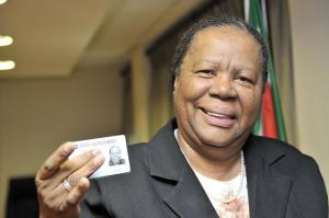 smart-id-naledi-pandor