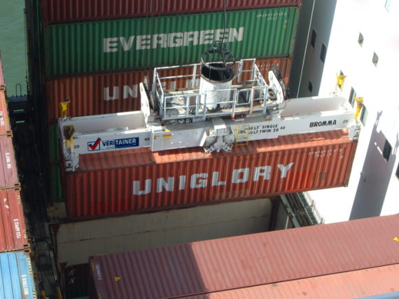 Port of Oakland - VertiTainer's  crane mounted scanner solution employs advanced passive scanning technology and sophisticated identification algorithms to detect and identify gamma and neutron sources in shipping containers as they are loaded or discharged from a container ship.