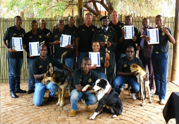 SARS Customs North West Detector Dog Unit handlers. [SARS]